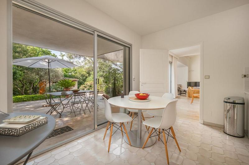 Maison - 182 m² - 5 pièces