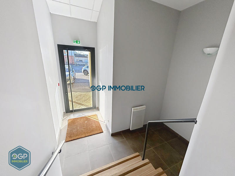 Local commercial - 130 m² - 5 pièces