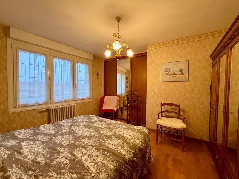 Maison - 181 m² - 7 pièces