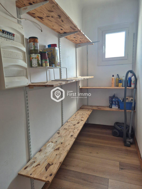 Maison traditionnelle - 165 m² - 7 pièces