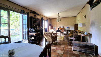 Maison - 148 m² - 7 pièces