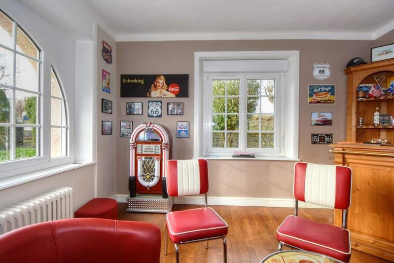 Maison - 190 m² - 8 pièces