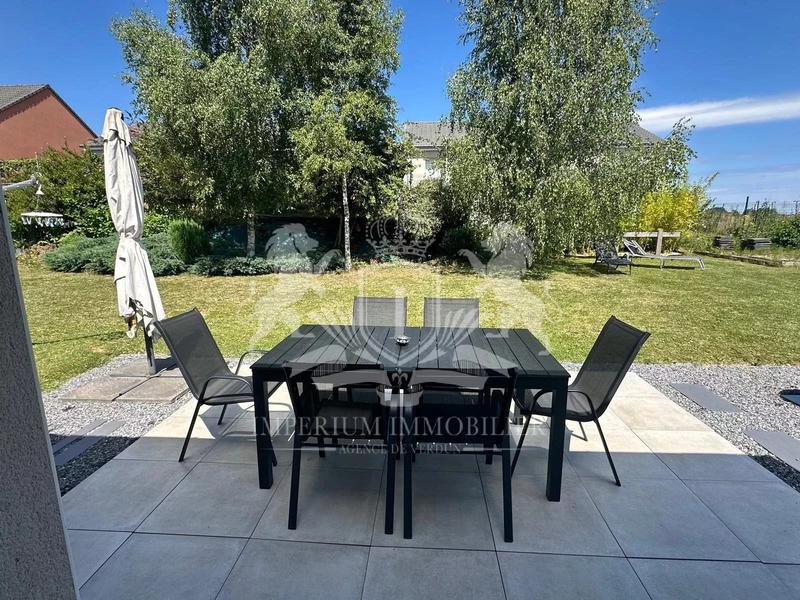 Maison - 112 m² - 8 pièces