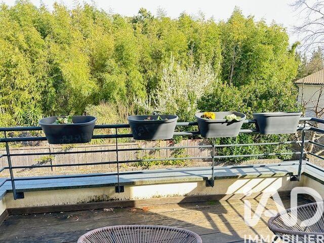 Maison - 102 m² - 4 pièces