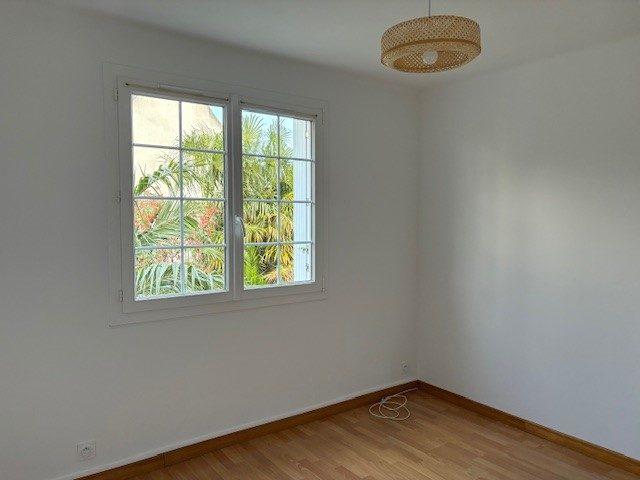 Maison traditionnelle - 101 m² - 7 pièces