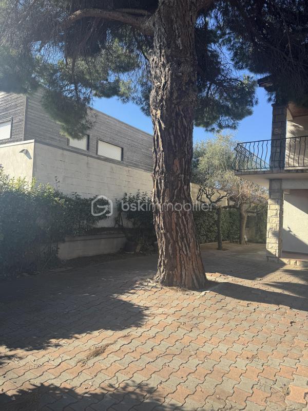 Pavillon - 164 m² - 4 pièces