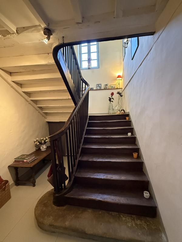 Maison ancienne - 204 m² - 7 pièces