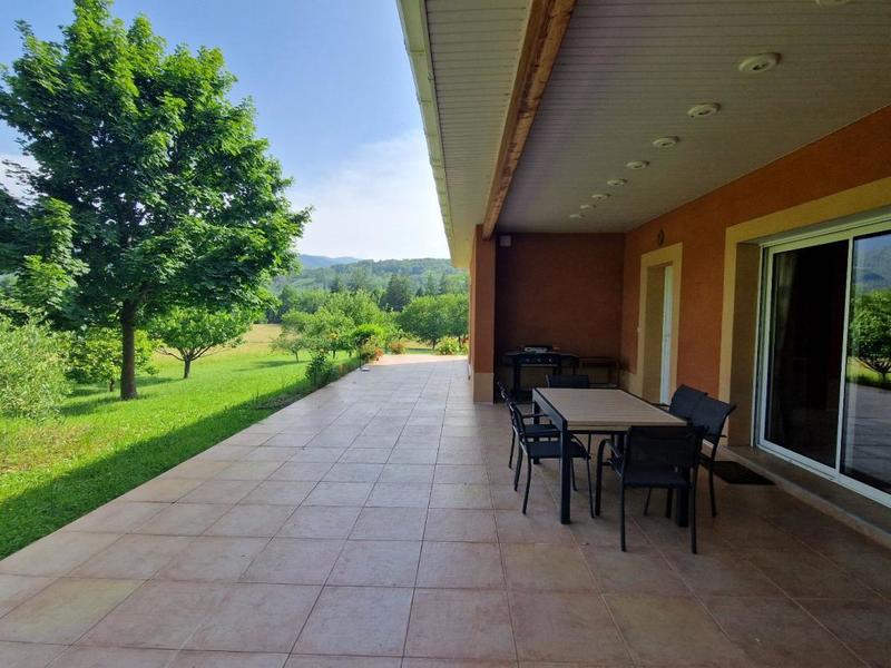 Villa - 192 m² - 5 pièces