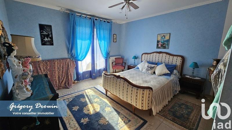 Maison - 233 m² - 10 pièces