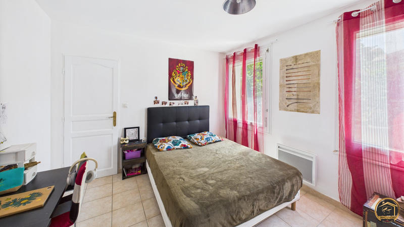 Maison traditionnelle - 160 m² - 6 pièces