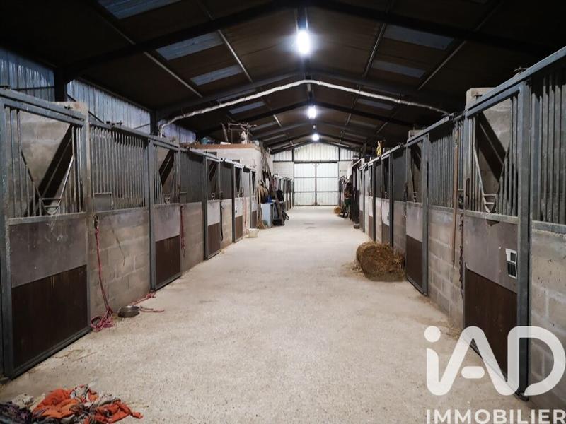 Maison - 540 m² - 21 pièces