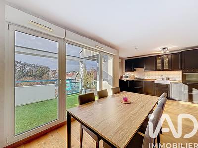 Appartement - 75 m² - 4 pièces