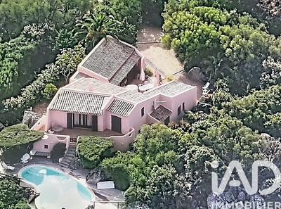 Maison - 126 m² - 5 pièces