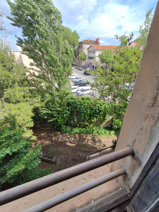 Maison - 950 m² - 42 pièces