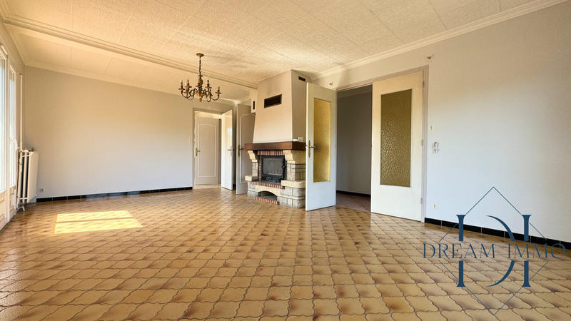 Maison - 158 m² - 8 pièces