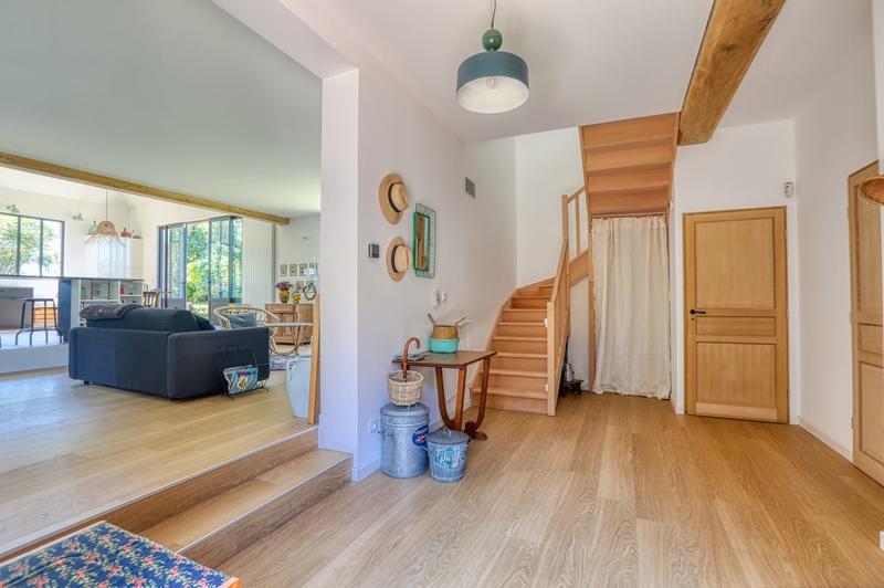 Maison - 185 m² - 7 pièces