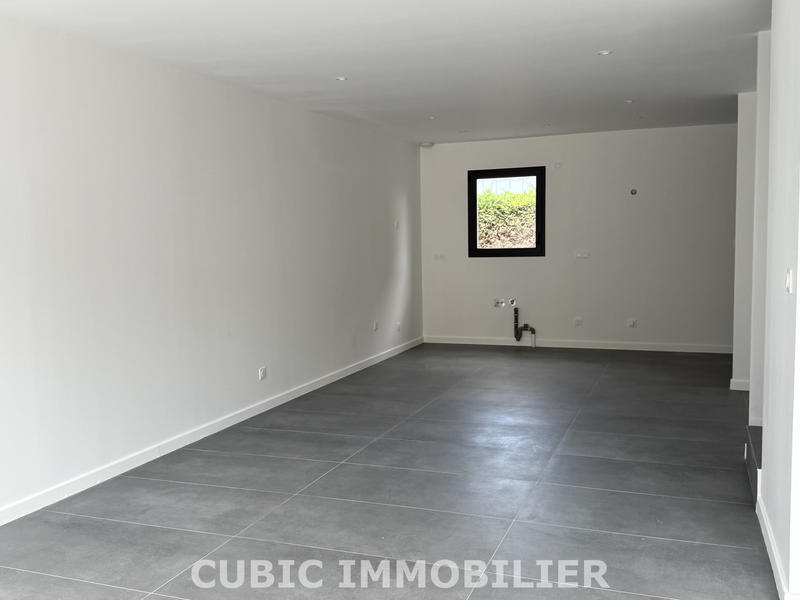 Villa - 101 m² - 4 pièces
