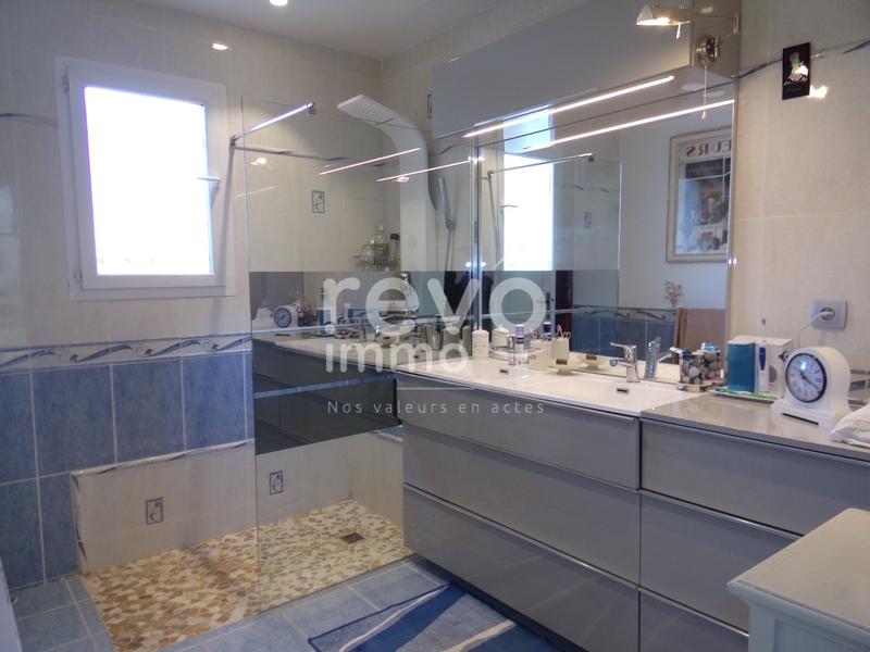 Villa - 134 m² - 5 pièces