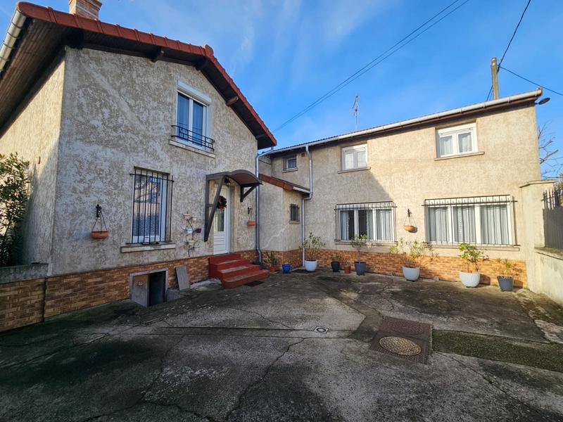 Maison - 180 m² - 6 pièces