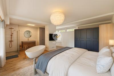 Maison - 187 m² - 5 pièces