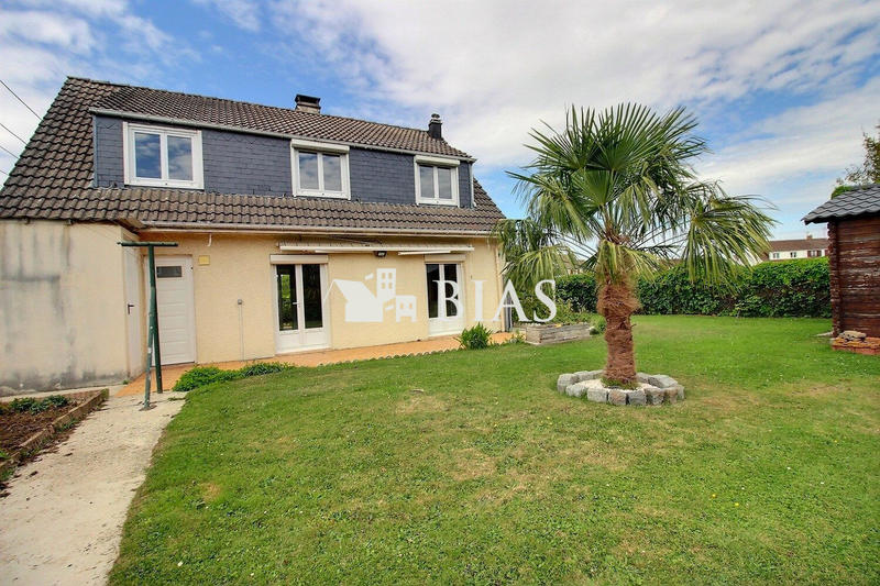 Maison traditionnelle - 101 m² - 5 pièces