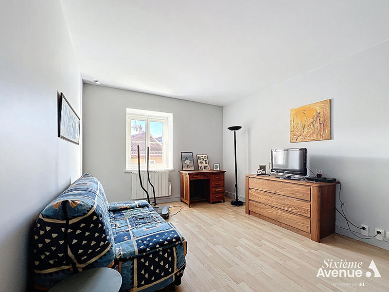 Appartement - 160 m² - 6 pièces