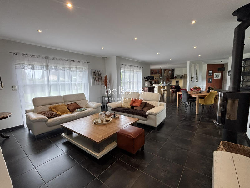 Maison - 190 m² - 6 pièces