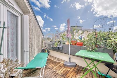 Appartement - 99 m² - 4 pièces