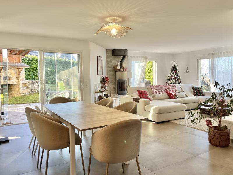 Maison contemporaine - 250 m² - 8 pièces