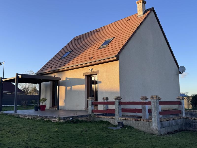 Maison traditionnelle - 135 m² - 5 pièces