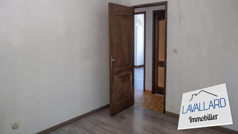 Maison - 80 m² - 5 pièces