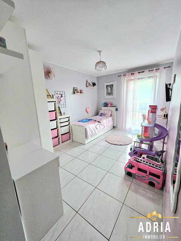 Maison traditionnelle - 100 m² - 4 pièces