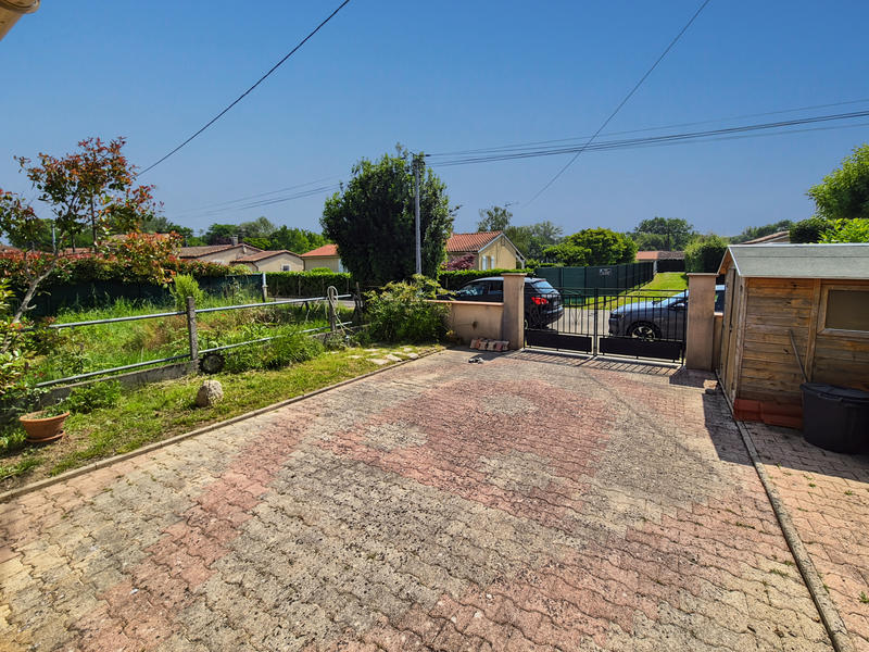 Maison - 95 m² - 4 pièces