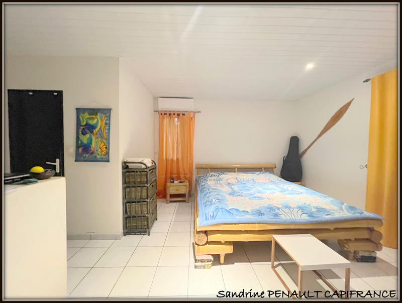 Villa - 221 m² - 7 pièces