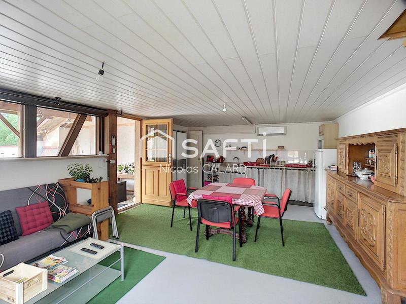 Maison - 122 m² - 7 pièces