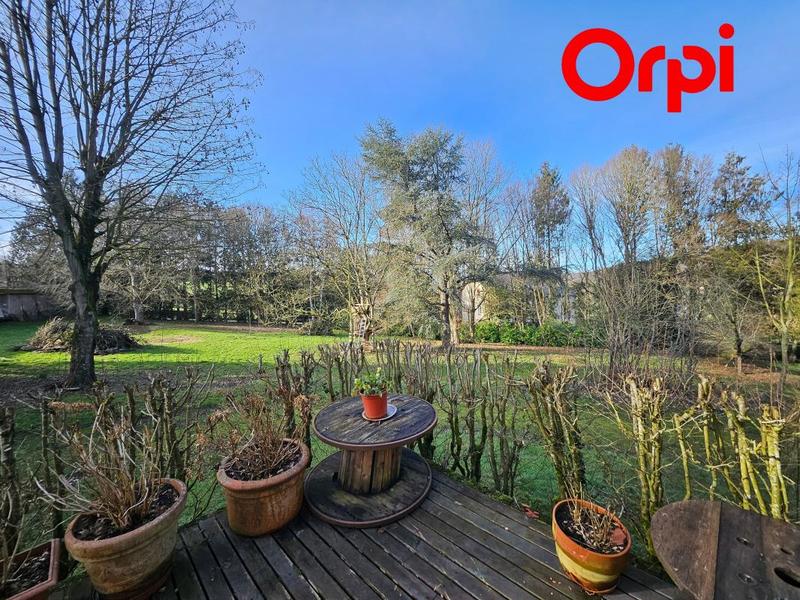 Maison - 380 m² - 13 pièces