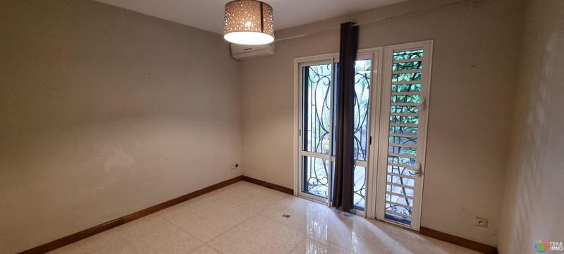 Bureau - 300 m² - 9 pièces