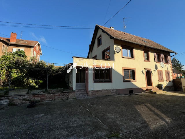 Maison - 179 m² - 8 pièces