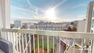 Chambre - 10 m² - 5 pièces