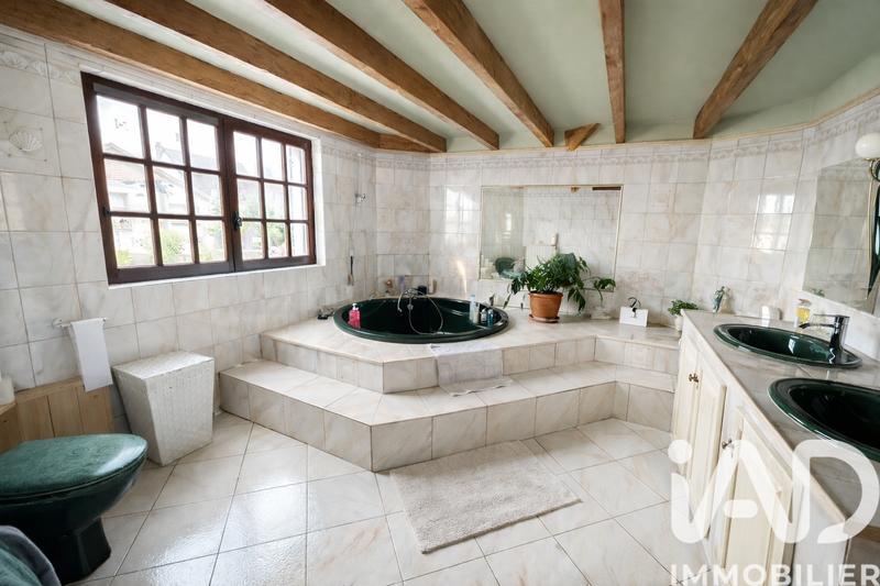 Maison - 150 m² - 5 pièces