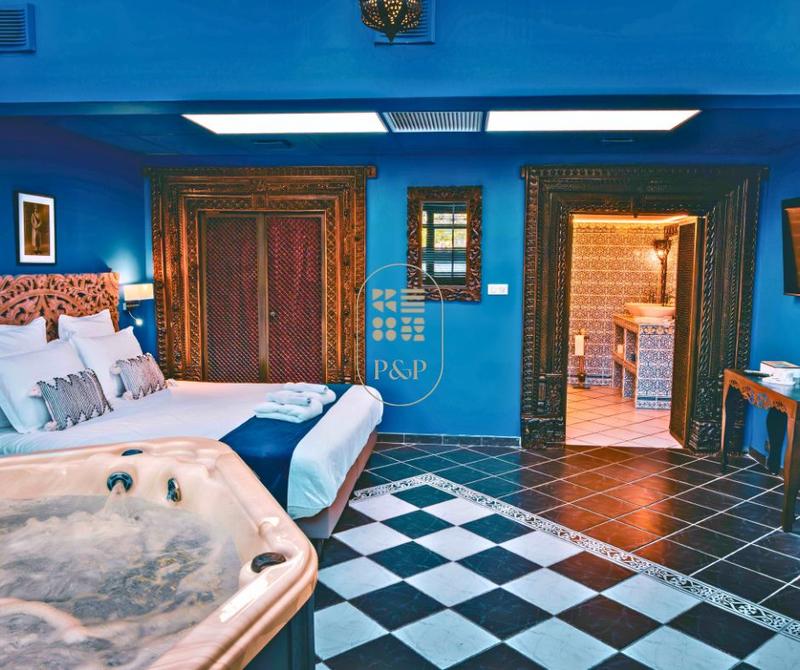 Maison - 408 m² - 8 pièces