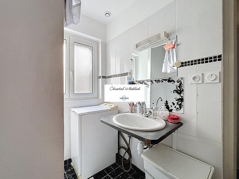 Immeuble - 190 m² - 11 pièces