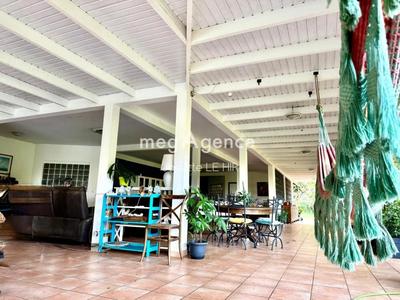 Maison de campagne - 415 m² - 10 pièces