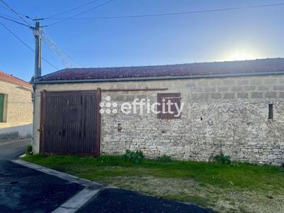 Parking / Garage - 77 m²