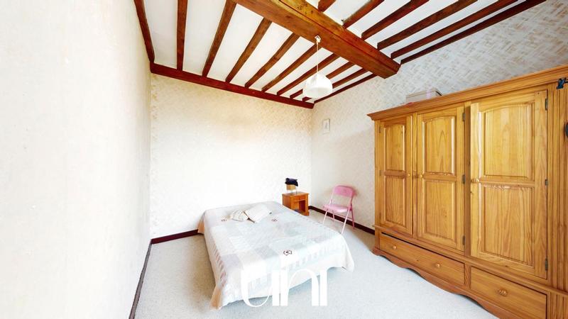 Maison - 365 m² - 12 pièces