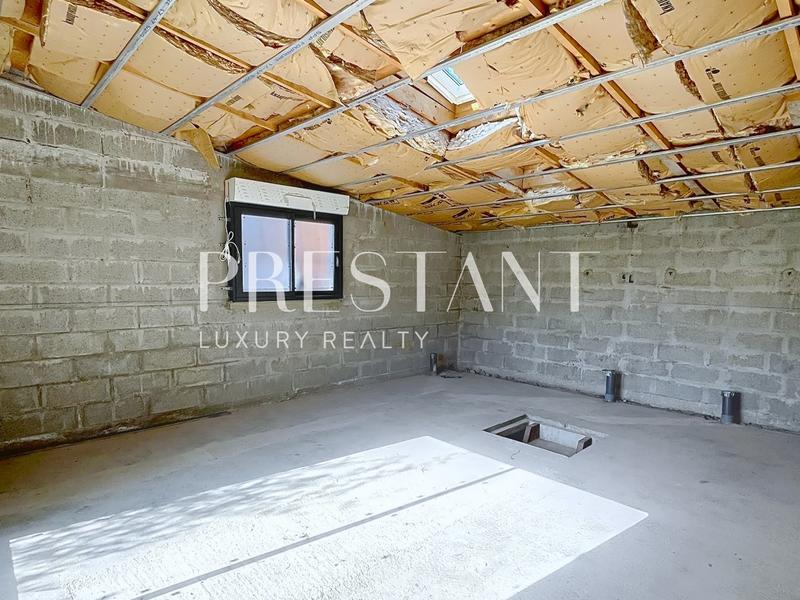 Maison - 140 m² - 5 pièces