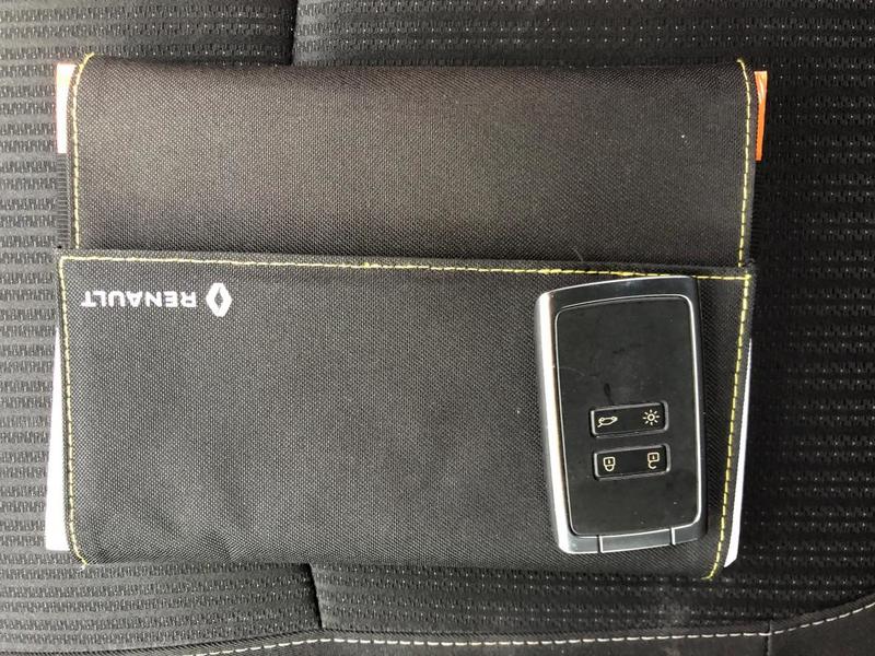 Renault Mégane IV Blue Dci 115 Business Edc