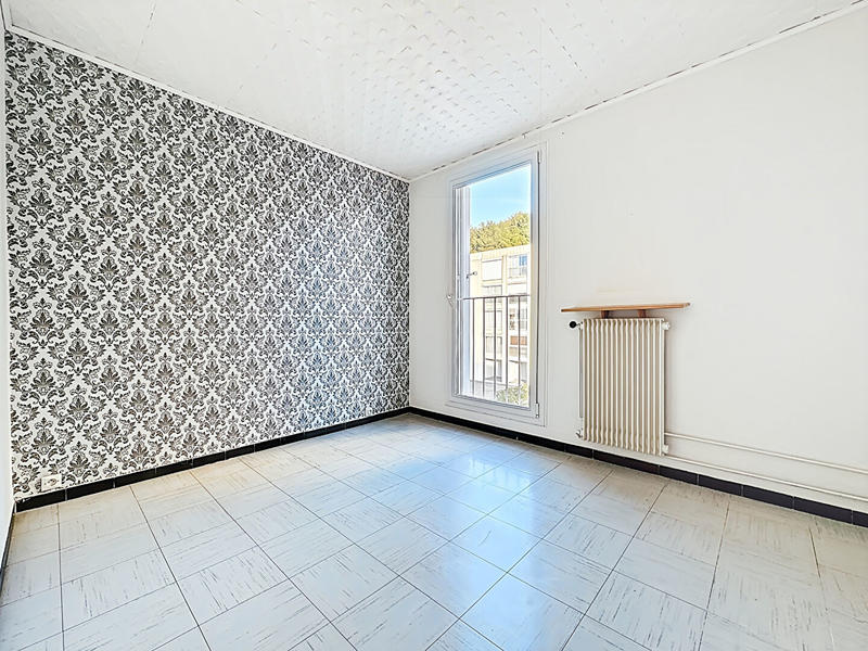 Appartement - 105 m² - 6 pièces