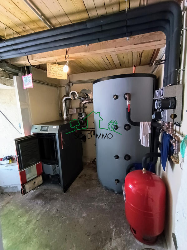 Maison - 667 m² - 4 pièces