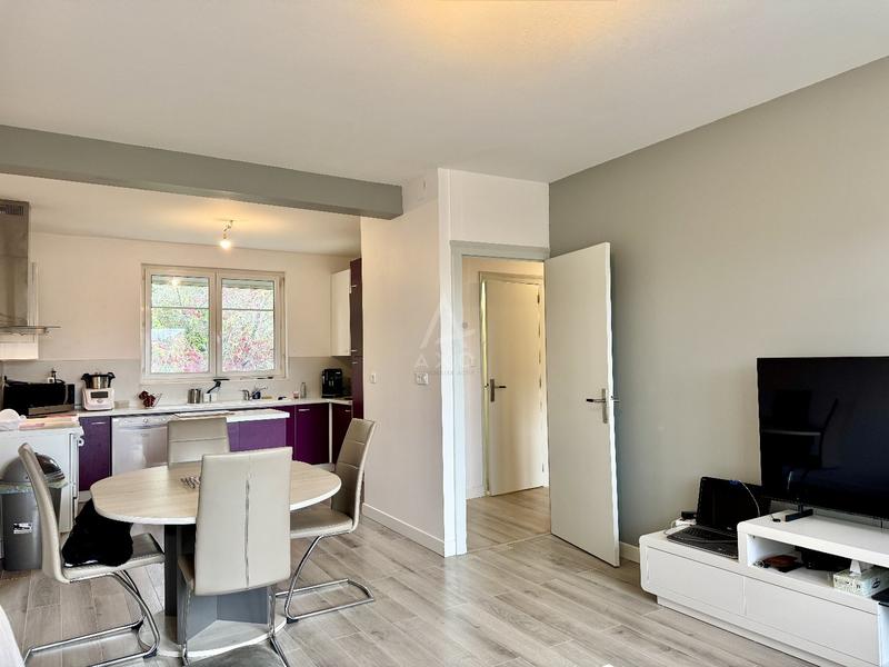 Maison - 112 m² - 6 pièces